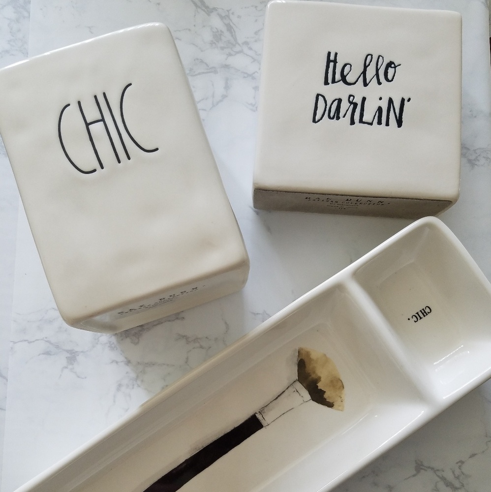 Rae Dunn Vanity Set